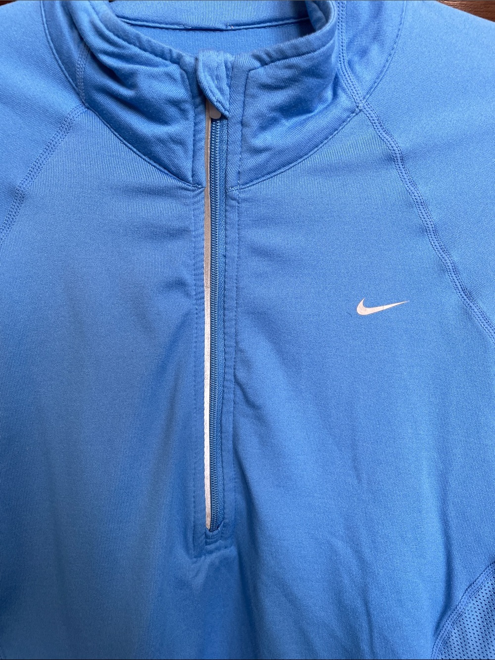 Nike Woman’s Blue Quarter-Zip Performance Pullover